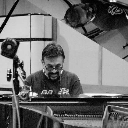/steinway.com-americas/zh_CN/music-and-artists/featured/steinway-artist-mike-longo