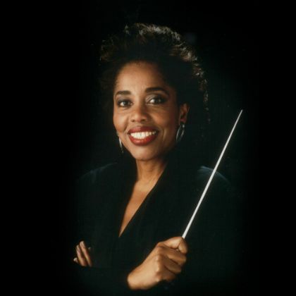 /steinway.com-americas/zh_CN/news/features/tania-leon--where-are-you-in-this-music