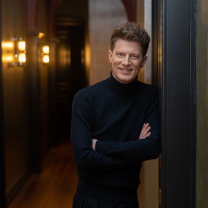/steinway.com-americas/zh_CN/soundboard/soundboard-alexander-krichel