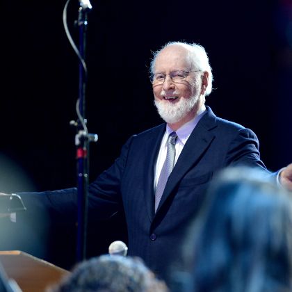 /steinway.com-americas/zh_CN/news/features/owners/john-williams