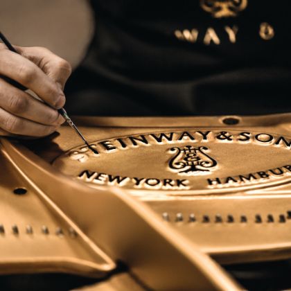 /steinway.com-americas/zh_CN/news/features/steinway-myth-and-fact