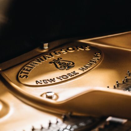 /steinway.com-americas/zh_CN/news/press-releases/steinway-announces-acquisition-of-the-louis-renner-company