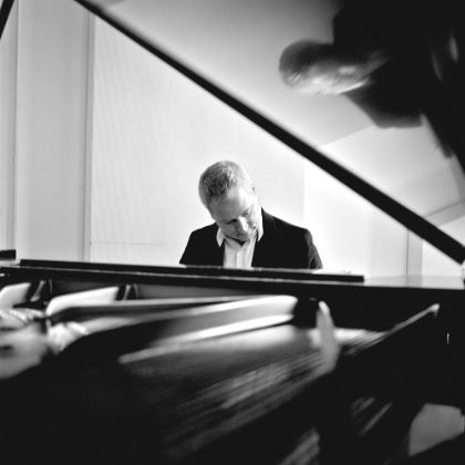 /steinway.com-americas/zh_CN/news/features/jeremy-denk