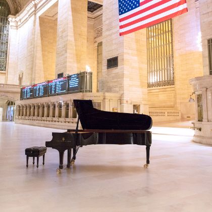 /steinway.com-americas/zh_CN/news/features/grand-central-terminal-music-partnership