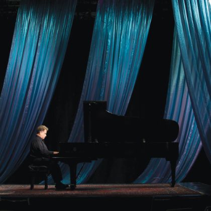 /steinway.com-americas/zh_CN/news/features/jeffrey-siegel