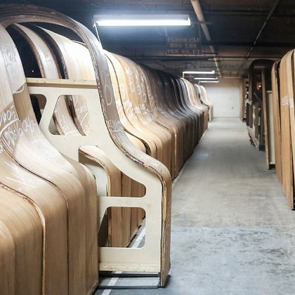 /steinway.com-americas/zh_CN/news/news-clippings/arthurious-inside-worlds-most-legendary-piano-factory