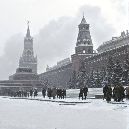 /steinway.com-americas/zh_CN/news/features/bach-in-russian-winter