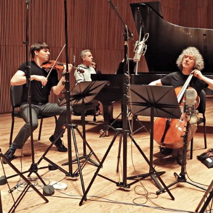 /steinway.com-americas/zh_CN/news/features/banging-out-the-brahms