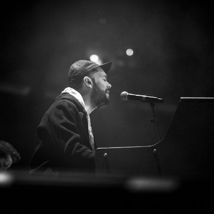/steinway.com-americas/zh_CN/news/features/ben-lovette-the-outsiders-insider