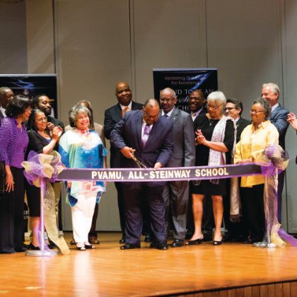 /steinway.com-americas/zh_CN/news/steinway-chronicle/spring-2017/prairie-view-university-adds-26-new-york-steinway-pianos