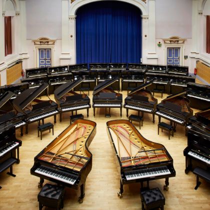 /steinway.com-americas/zh_CN/news/steinway-chronicle/spring-2018/university-of-leeds-becomes-first-all-steinway-school-in-the-russell-group