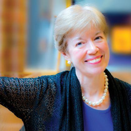 /steinway.com-americas/zh_CN/news/steinway-chronicle/winter-2019/ruby-morgan-sparkles-as-three-new-steinways-arrive-at-furman-University