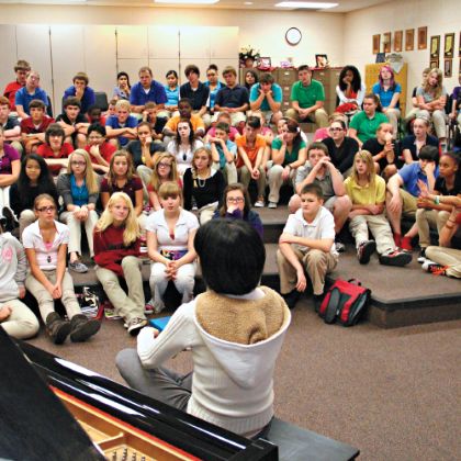 /steinway.com-americas/zh_CN/news/features/competition-as-community