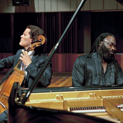 /steinway.com-americas/zh_CN/news/features/drawn-to-brahms