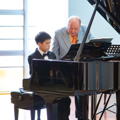 /steinway.com-americas/zh_CN/news/features/kirov-academy-for-virtual-competition