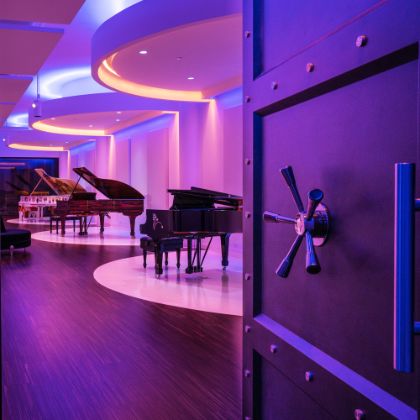 /steinway.com-americas/zh_CN/news/features/inside-the-vault