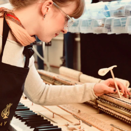 /steinway.com-americas/zh_CN/soundboard/soundboard-lauren-sclafani