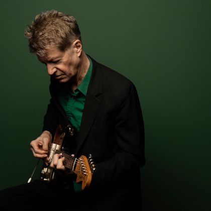/steinway.com-americas/zh_CN/soundboard/soundboard-nels-cline